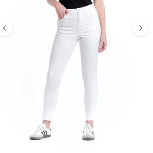 1822 Denim White Skinny Jeans